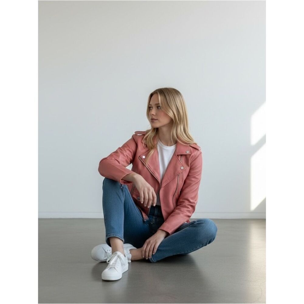 NWT Levi’s Belted Faux Vegan Leather Moto Jacket in Winter Rose Pink Size M